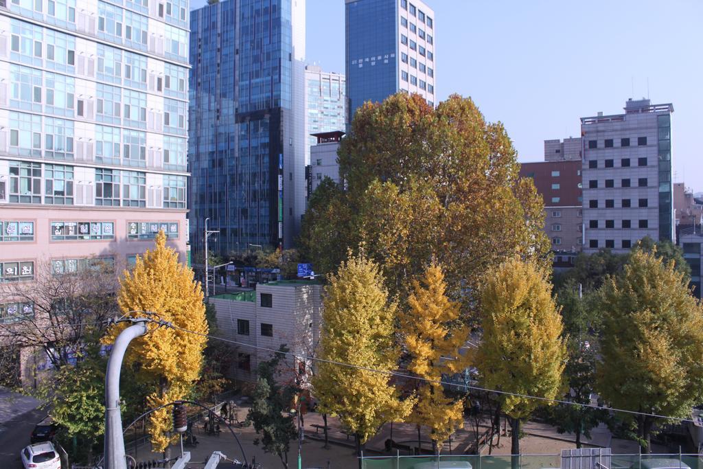 K-Guesthouse Sinchon 2 Seul Zewnętrze zdjęcie