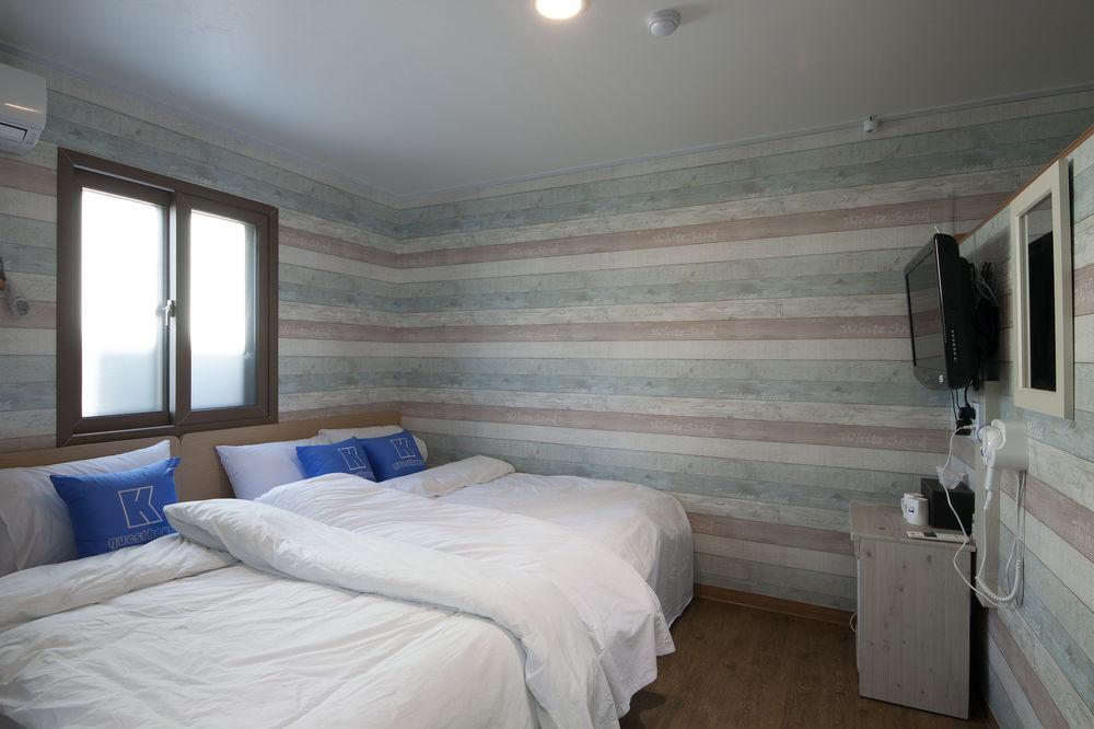 K-Guesthouse Sinchon 2 Seul Zewnętrze zdjęcie