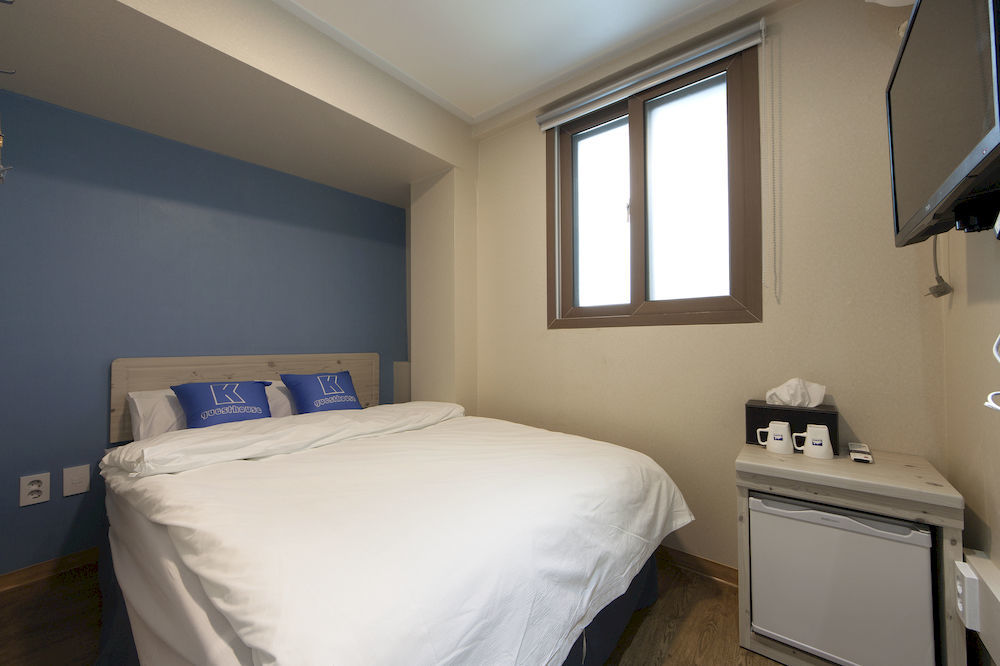 K-Guesthouse Sinchon 2 Seul Zewnętrze zdjęcie